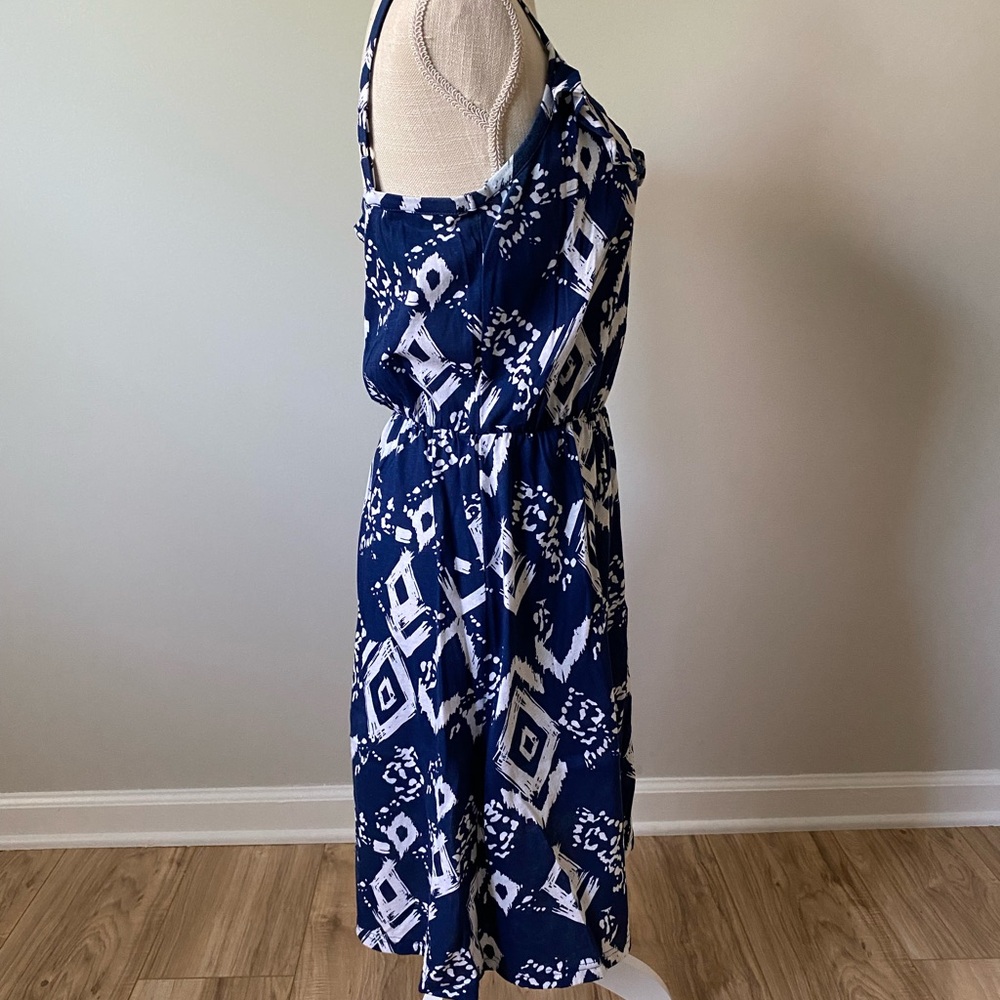 Sleeveless Sundress Geometric Print Blue and White - Picture 3 of 6